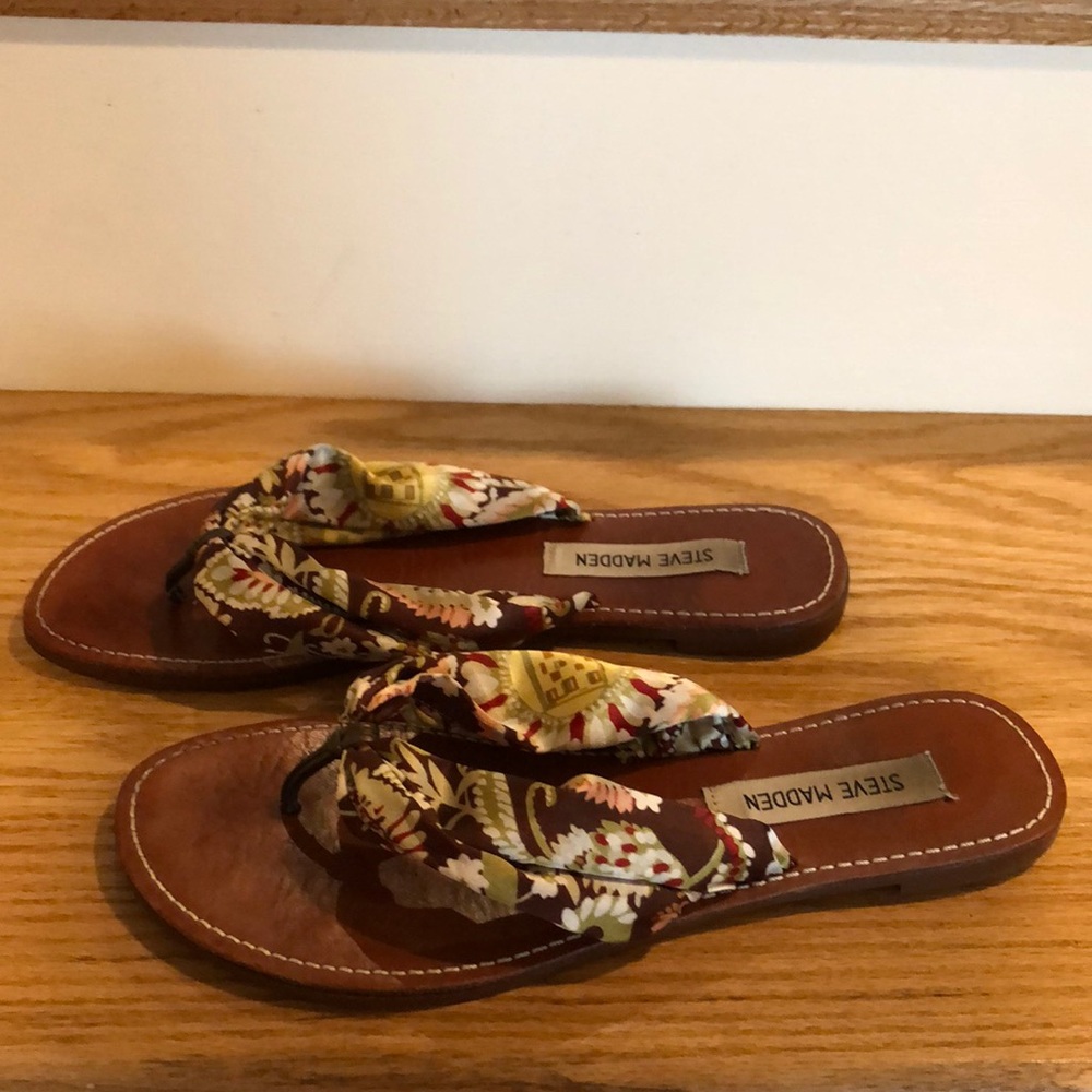 Steve Madden sandals